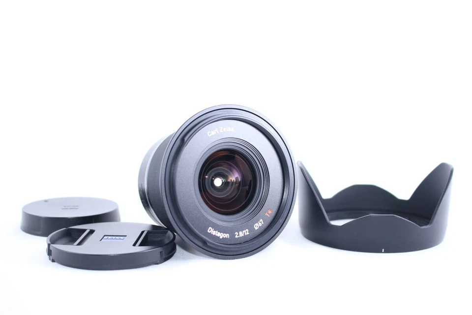 Zeiss Carl Zeiss Distagon 12mm F2.8 Sony E Mount Fully Working Excellent Conditi - Image 2 of 4