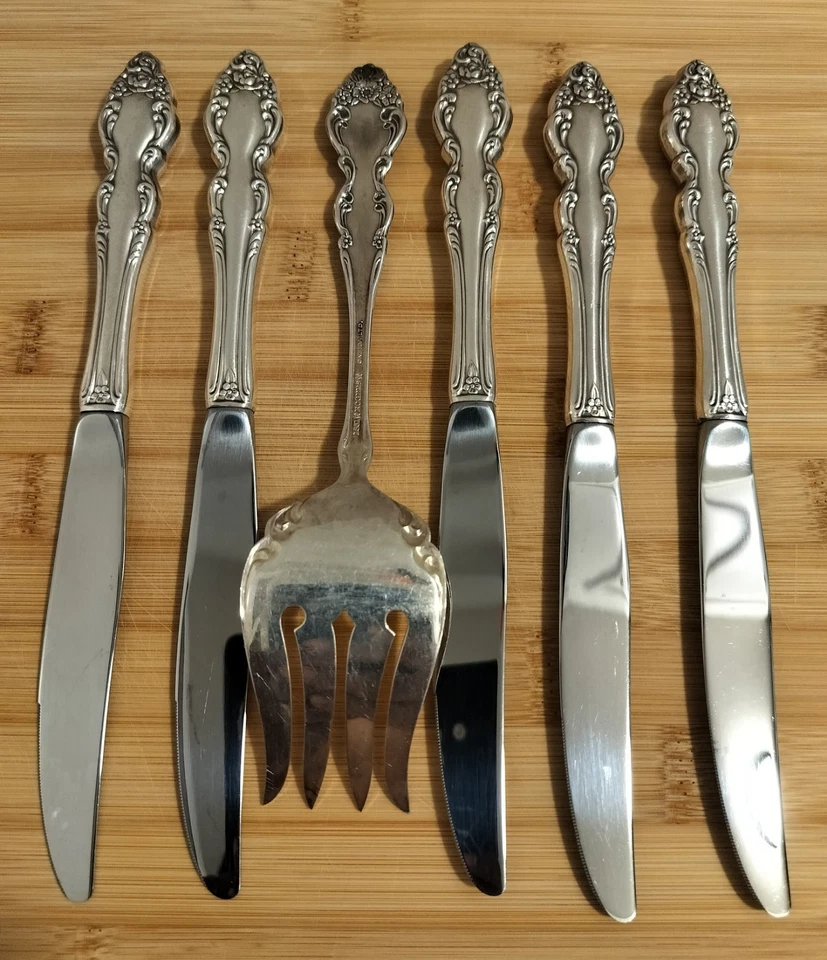 SET Of 6 DINNER KNIVES! Vintage 1881 ROGERS silverplate: BAROQUE ROSE pattern  - Image 3 of 4