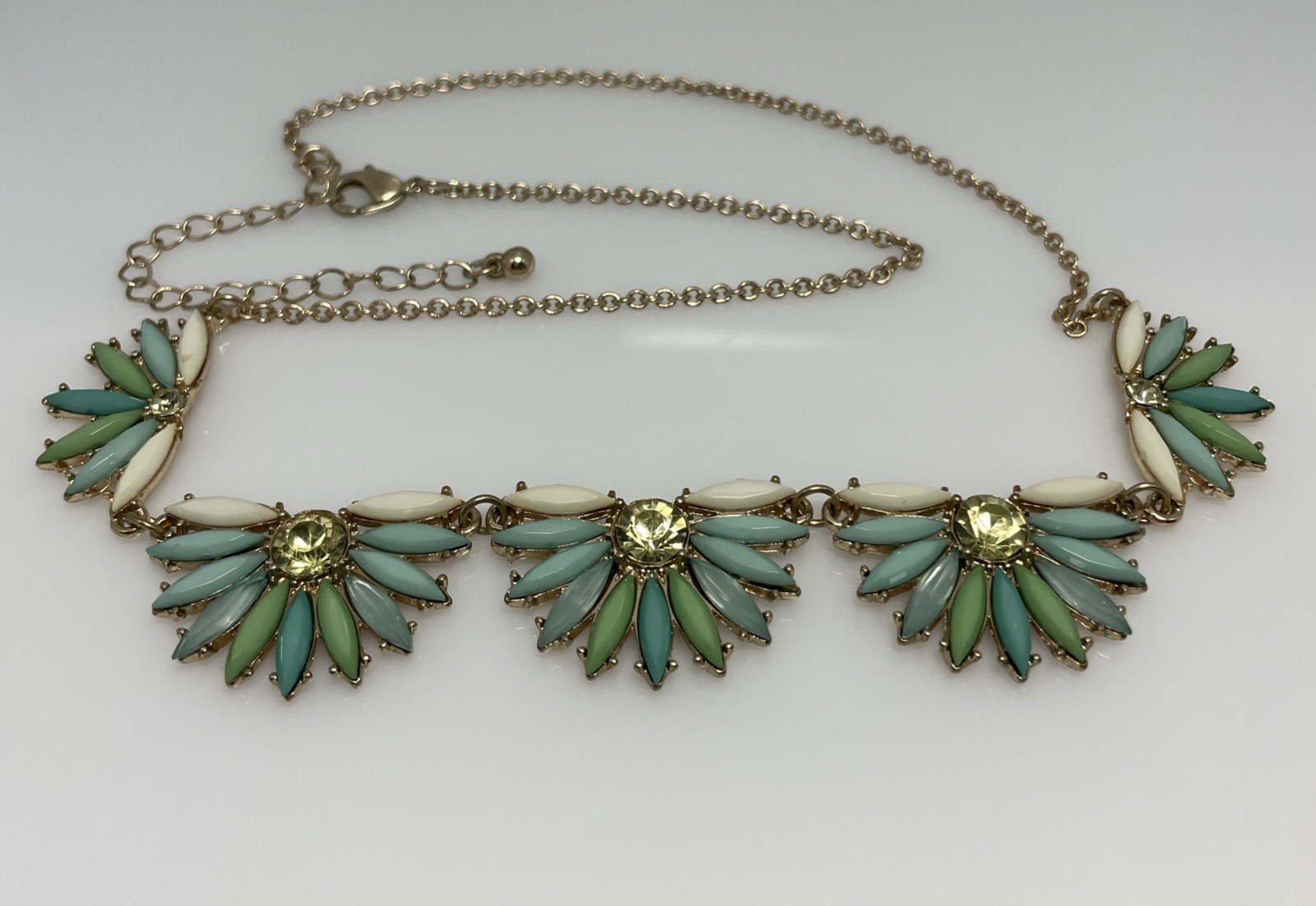 Mint Green Flower/Rhinestone Statement Necklace 1J - image 1