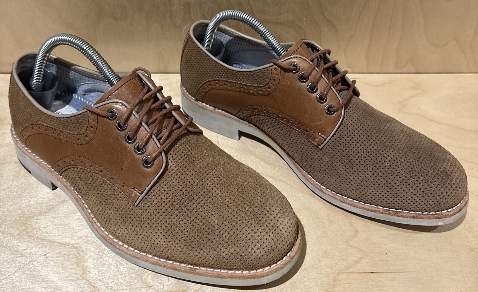 SAOLA Scarpe eleganti da uomo Johnston Murphy Ellington taglia 8M pelle di pecora forate