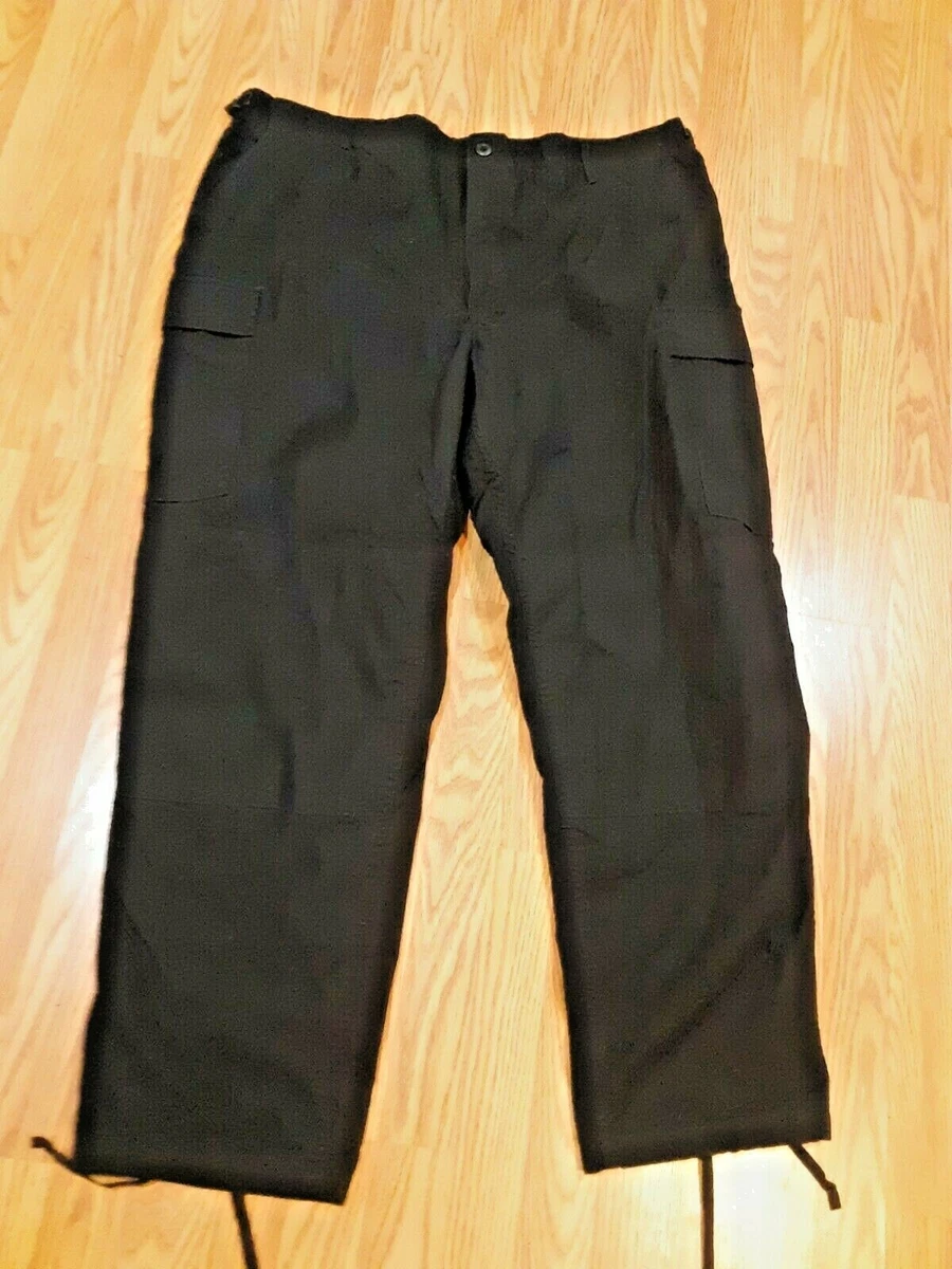 Buy Black Cargo Trousers online