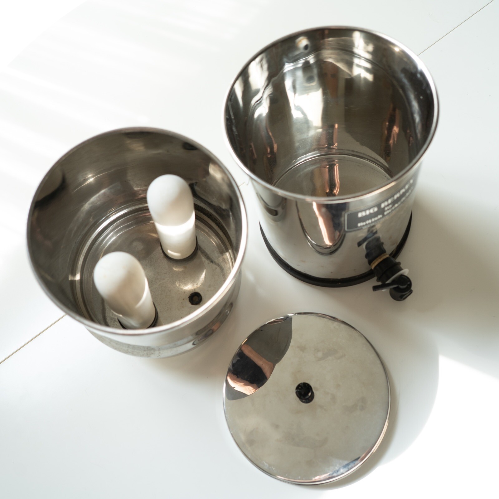 Preowned Big Berkey by British Berkefeld Water Filter 2.25 gal w/ 2