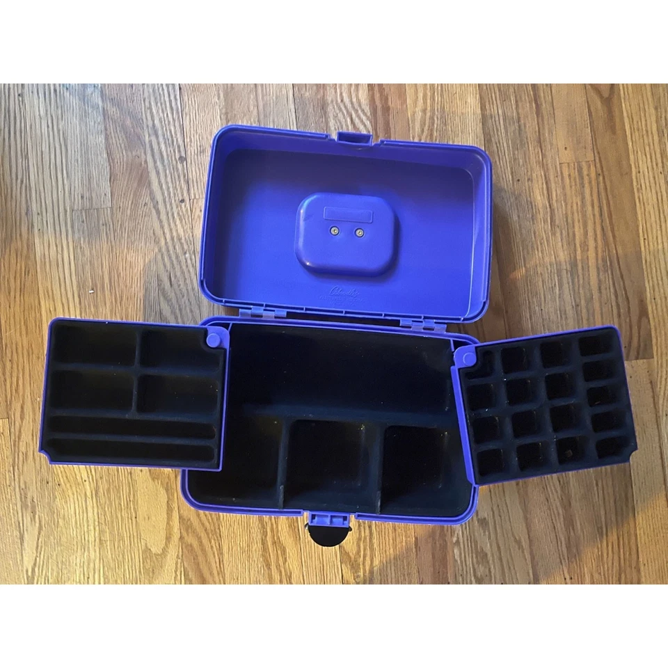 Vintage 80s-90s Purple Square Jewelry Style Caboodle with Black Felt Inserts - Image 4 of 4