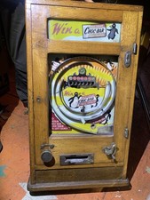Vintage Old Penny Arcade machine - Penguin