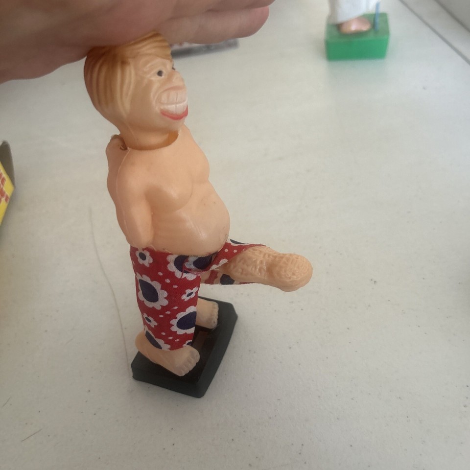 THE PEANUT MAN CIRCUS FUN VINTAGE 1977 JIMMY CARTER FUNNY TOY STILL IN