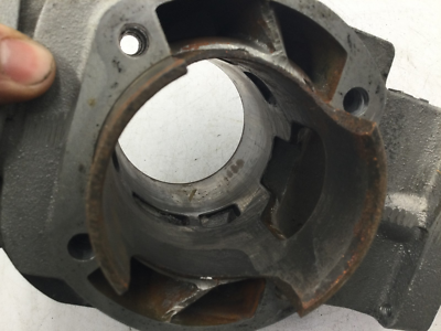 Yamaha Jug Cylinder Mag Right 1984-1999 Phazer 480F PZ480 E 8V0