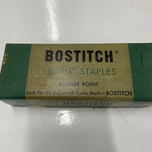 VINTAGE BOSTITCH STAPLERS AND STAPLES SB 19 1/4" - Picture 2 of 6