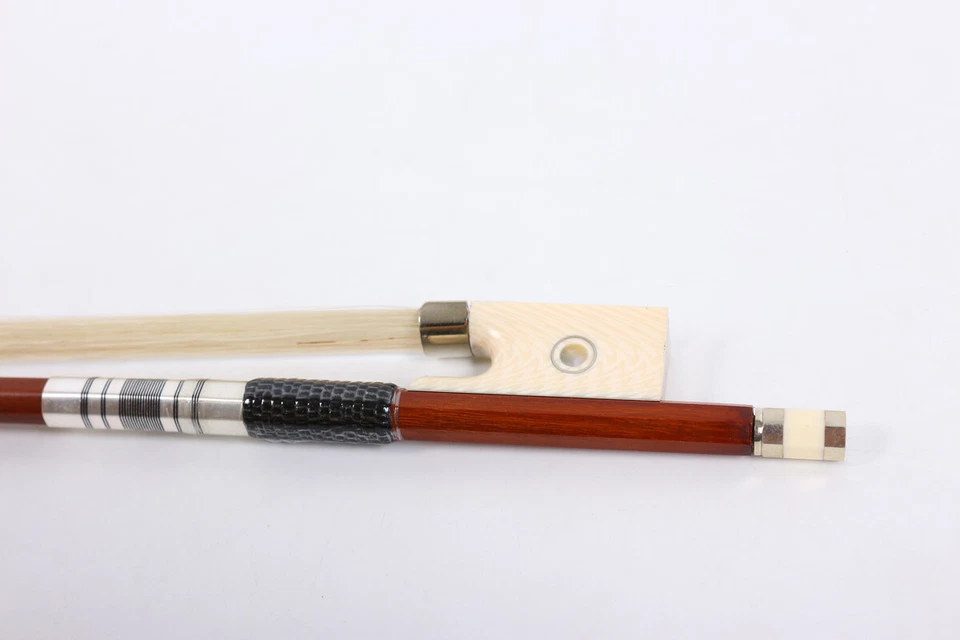 New Violin Bow 4/4 Brazil wood Nice Frog Natural HorseTail Great Balance Inlay - Image 4 of 4