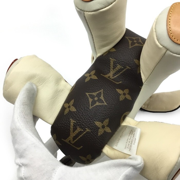 Louis Vuitton DouDou Dog GI0251 Leather White Brown Plush Louis Vuitton DouDou Dog GI0251 Leather White Brown Plush