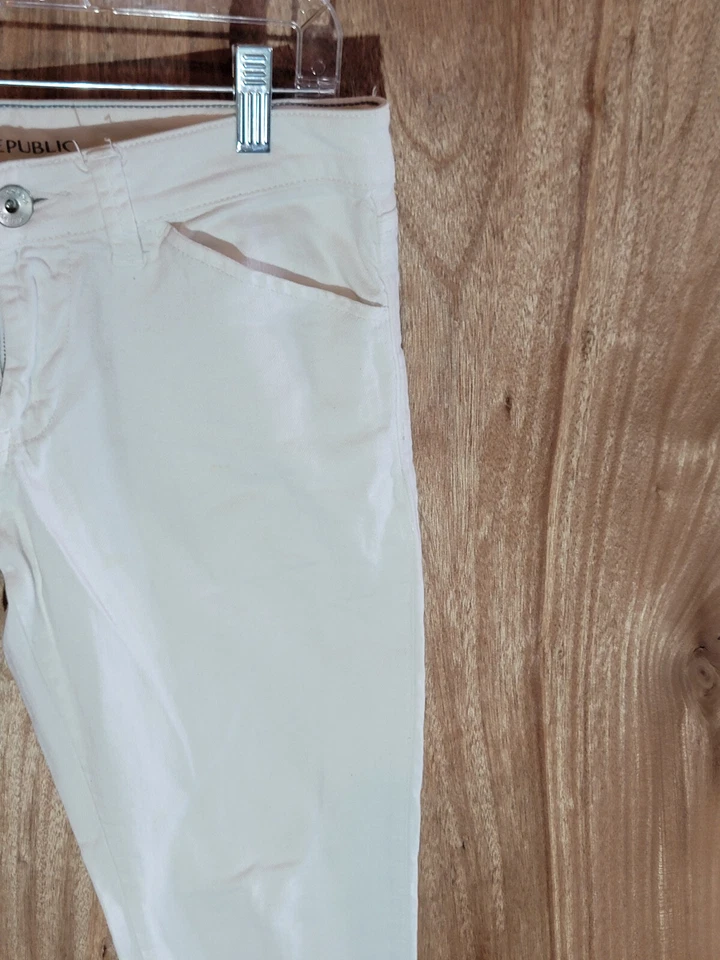 banana republic jeans womens size 27p (actual 29 in waist) skinny low rise white - Image 3 of 4