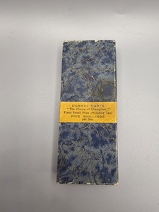 Vintage Dorwin Wooden Shaft Dart Set