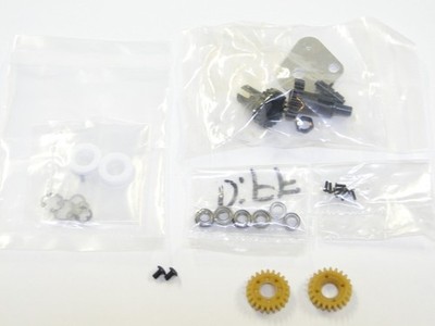 NEW ASSOCIATED RC10 GRAPHITE EDITION Diff Gears & Hardware AK10