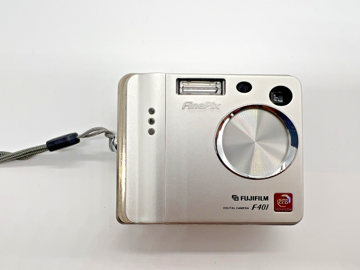 Fujifilm FinePix F Series F401 2.1MP Digital Camera