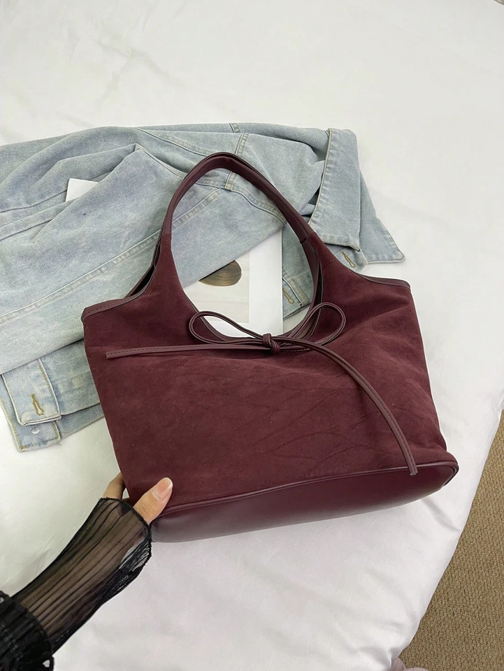 Bolso de Mano de Gamuza Vintage - Bolso de Hombro de Gran Capacidad con Letra en Relleno Foto 4 de 4