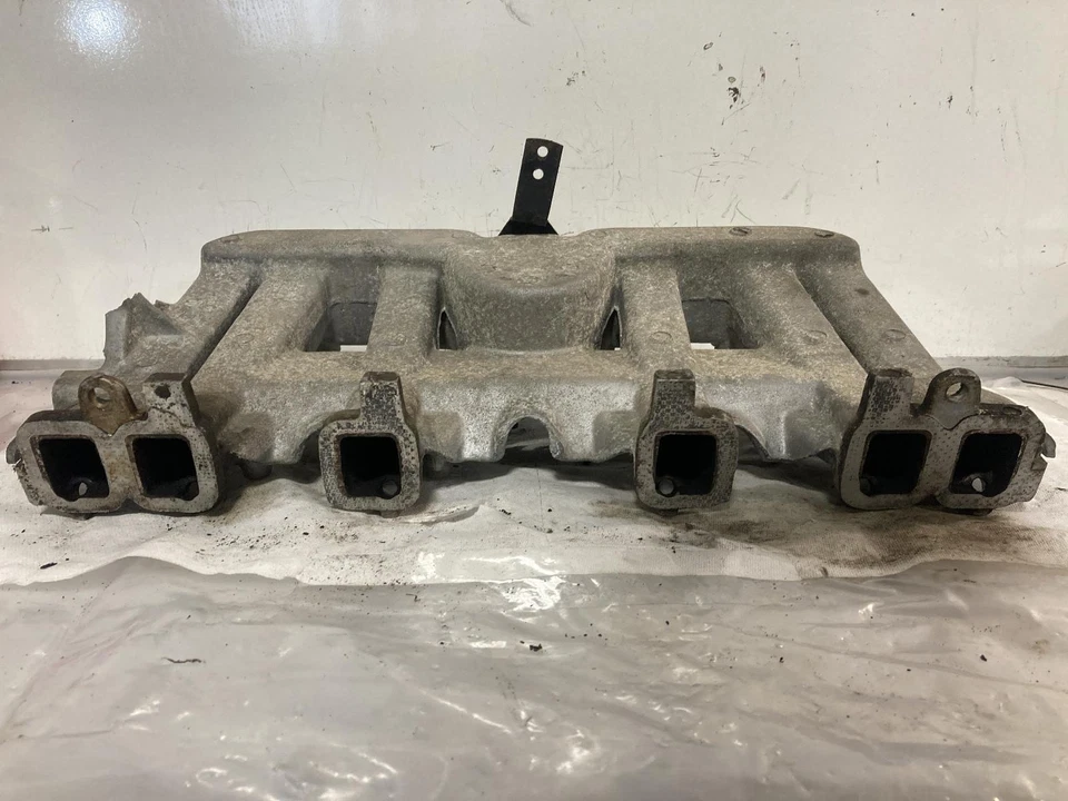 Used Engine Intake Manifold fits: 1993 Jeep Grand cherokee 6-242 4.0 Grade A Foto 2 de 4