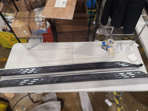 90% new Running Boards For Genesis GV80 2021-2025 Side Steps Nerf Bar W/Bracket - Picture 3 of 8