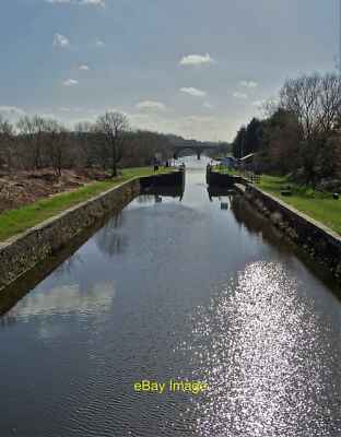 Photo 6x4 Broad Reach Lock Basin Wakefield/SE3320 Close to the point whe c2022