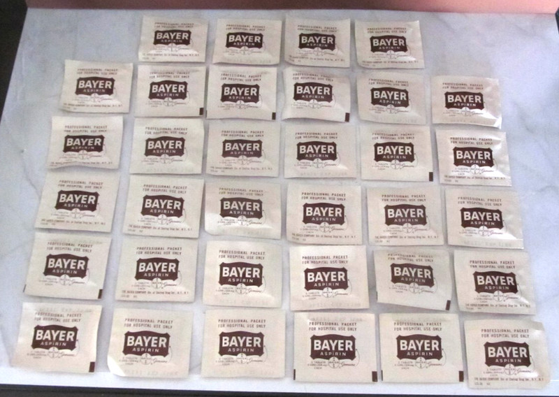34 Vintage Bayer Aspirin 2 Tablets Packets Package 1986 Expired For Hospital Use