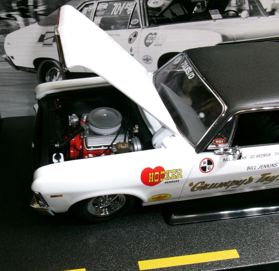 JUGUETE CHEVY NOVA SS 1968 Bill Jenkins Grumpys 1:18 para piezas o reparación necesita capó Foto 4 de 4