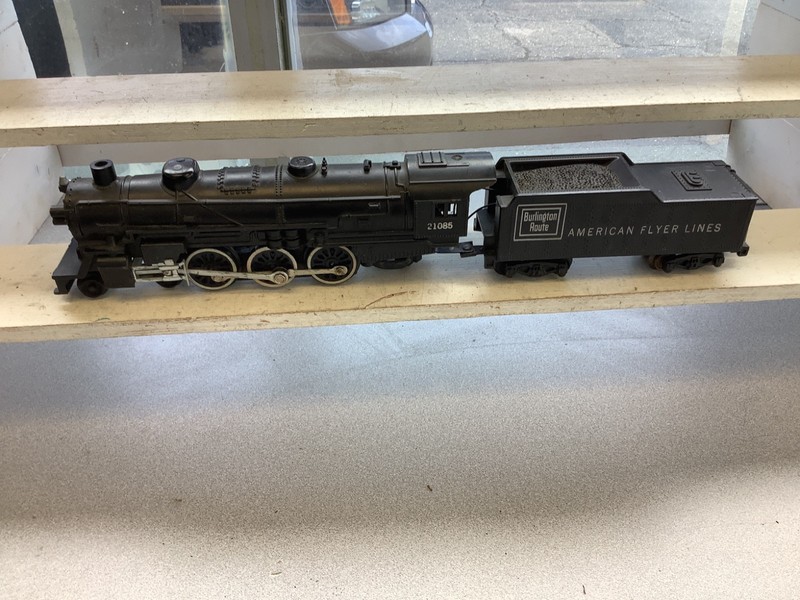 AMERICAN FLYER #21085 STEAM ENGINE & TENDER/TESTED RUNS/SMOKES/LN !!!