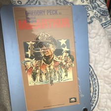 MacArthur LaserDisc 1977 PG Drama War Gregory Peck Joseph Sargent English