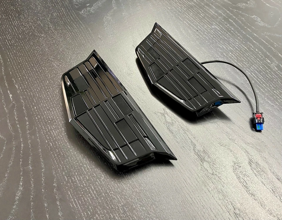 Juego emblema Escalade alto brillo negro para 2021, 2022, 2023, 2024 Foto 4 de 4