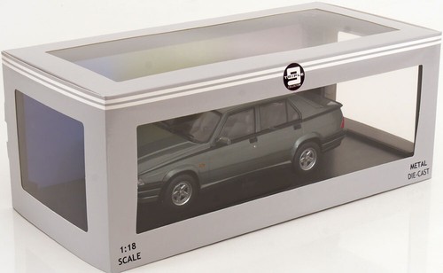 1:18 Triple 9 Alfa Romeo 75 1991 grey-greenmetallic - Picture 3 of 3