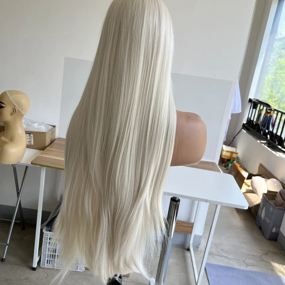 Peluca larga recta resistente al calor sintética HD T encaje frontal rubio platino Foto 4 de 4