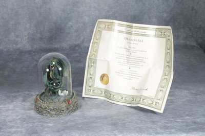 Franklin Mint Michael Whelan Limited Edition Dragonfire Figur unter Glaskuppel