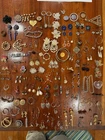 HUGE 3 LBS +/- VINTAGE TO NOW ESTATE SALE COSTUME JEWELRY LOT