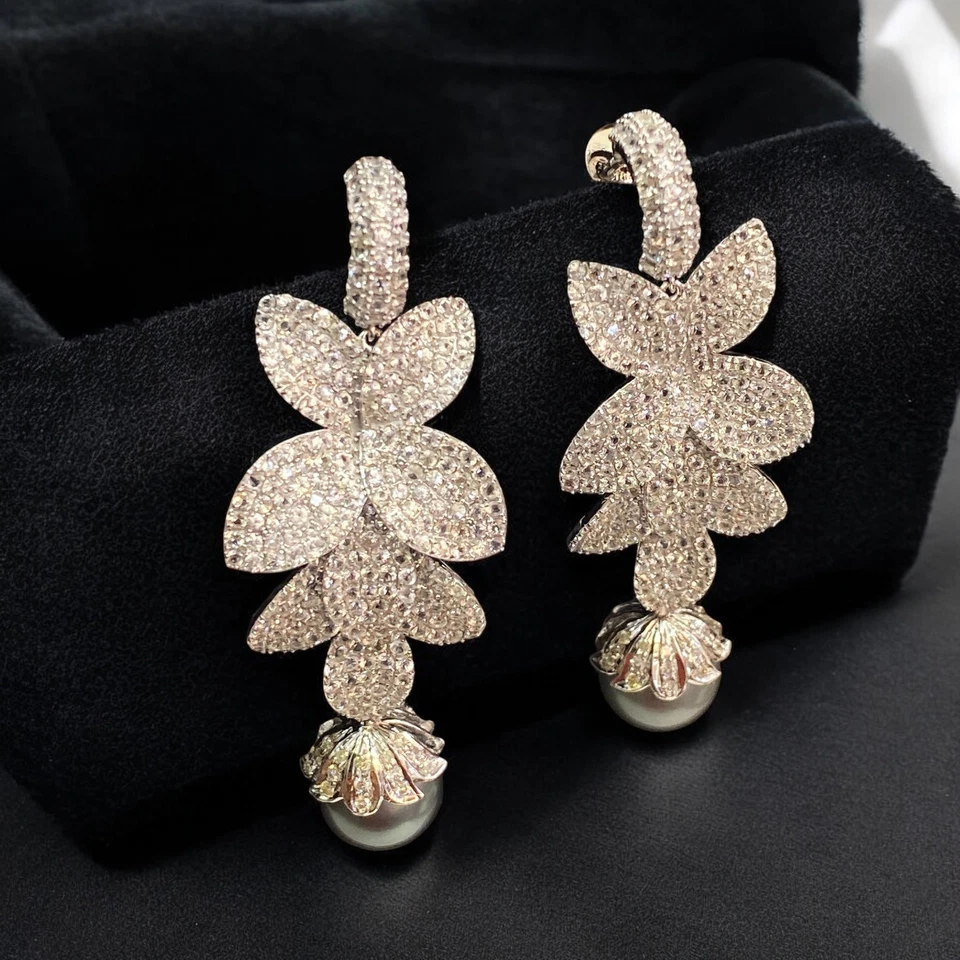 Pavé 56,10 Karat Weißer Saphir Perlen Blumen motiv Baumeln Ohrringe 18K Weißgold - Bild 1 von 4