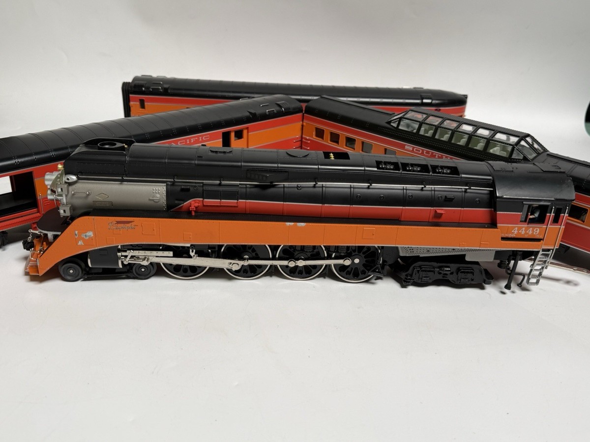 MTH Premier O Gauge Southern Pacific Daylight GS-4 #4449 + 3