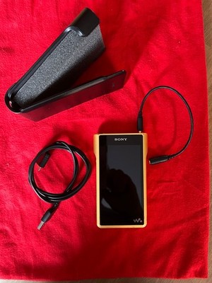 Sony NW-WM1Z Gold Walkman ? Signature Series ? Nur 50 Betriebsstunden