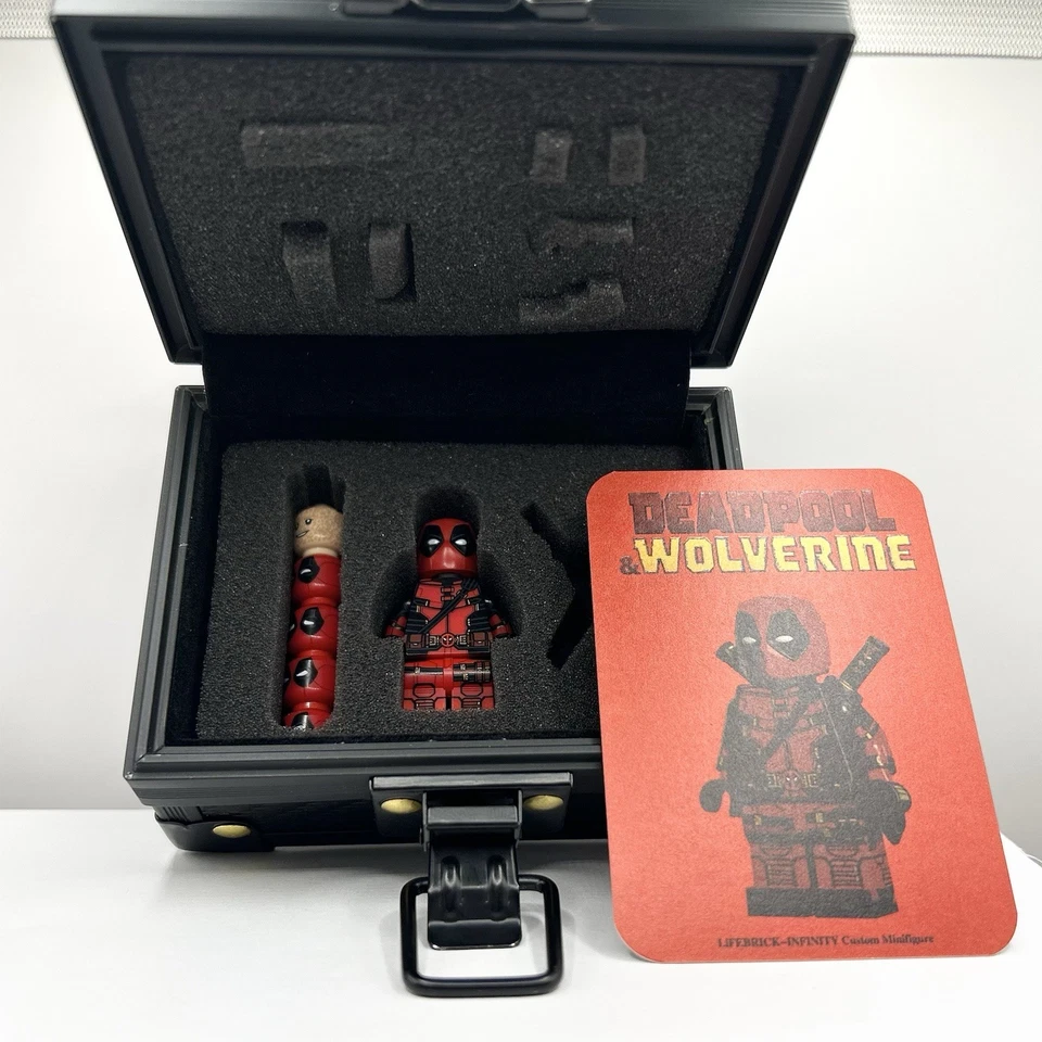 LEGO Marvel LIFEBRICK Custom Deadpool & Wolverine Set Minifigures NEW - Image 4 of 4