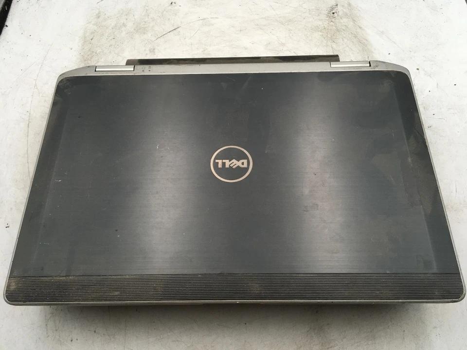 DELL LATITUDE E6320 - BOOTS TO BIOS/BIOS LOCK - LOT OF 2- INTEL i5 - 4GB RAM -BB - Image 4 of 4