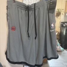 Nike Dri Fit Shorts Men's New York Knicks Size 2xl  Shorts Grey