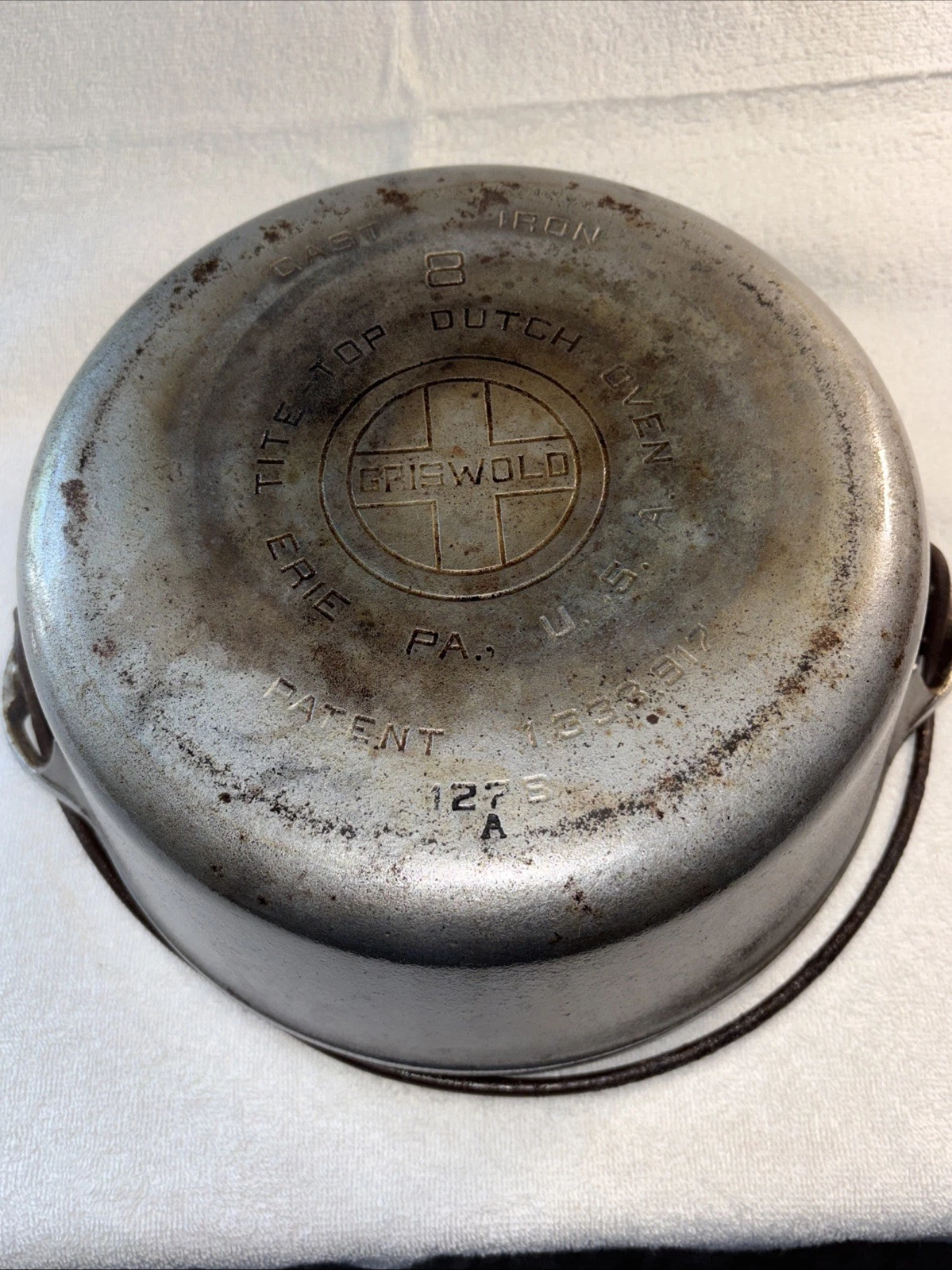 Vintage #8 Griswold 1278A Cast Iron Tite Top Dutch Oven Silver Tone Good Cond.