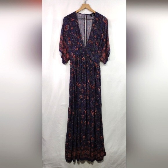vici boho dress Vici Dress Floral Maxi Kimono Sleeve Boho Flowy Size Medium