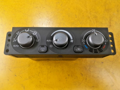 OEM MITSUBISHI LANCER EVOLUTION EVO 7 8 9 HEATING CONTROL SWITCH PANEL MR979535