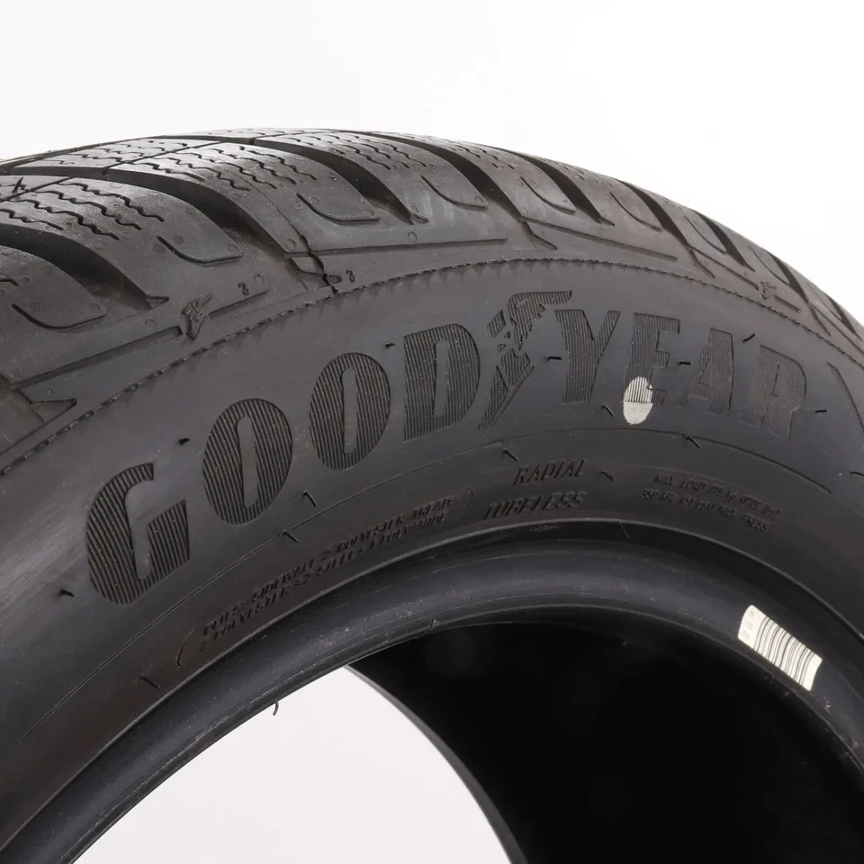 4x Winterreifen 235/50R19 99V AO Goodyear Ultagrip Performance GEN 1 SUV 5-5,5mm - Bild 4 von 4