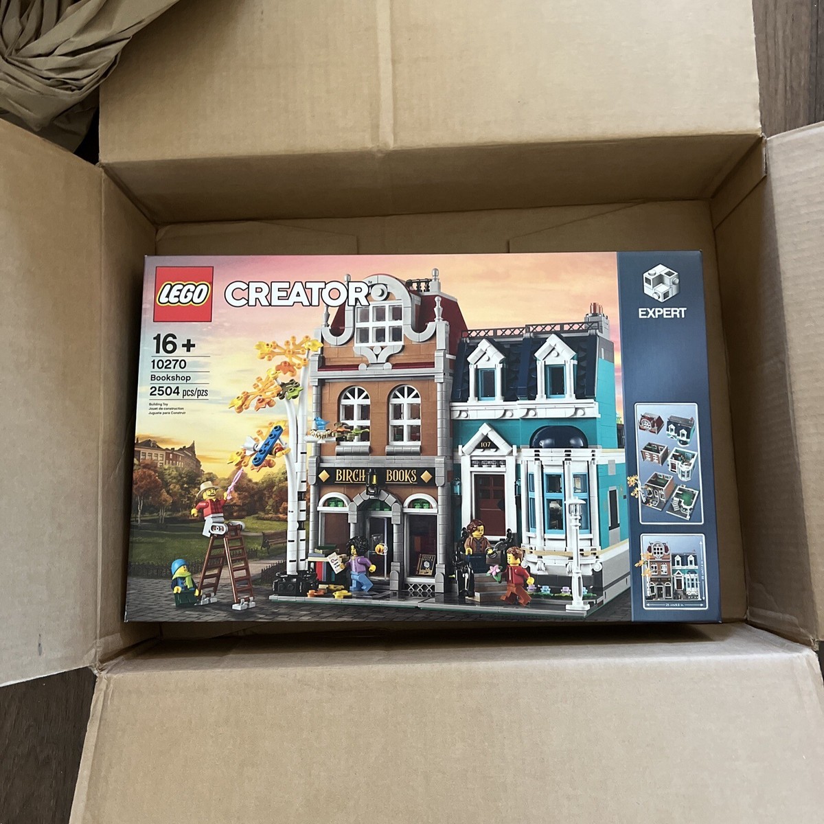 LEGO Creator Expert Bookshop Modular (10270) 2504 Pieces LEGO Creator Expert Bookshop Modular (10270) 2504 Pieces