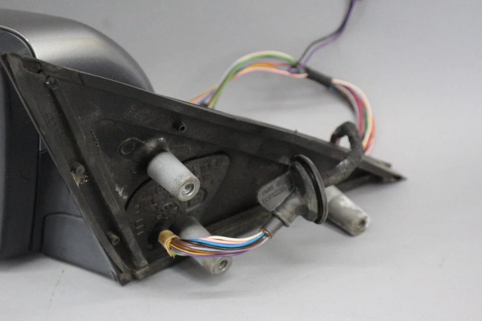 ✅ 06-10 BMW E60 E61 525i 545i Left Driver Side View Mirror Power Heated Door OEM - Image 4 of 4