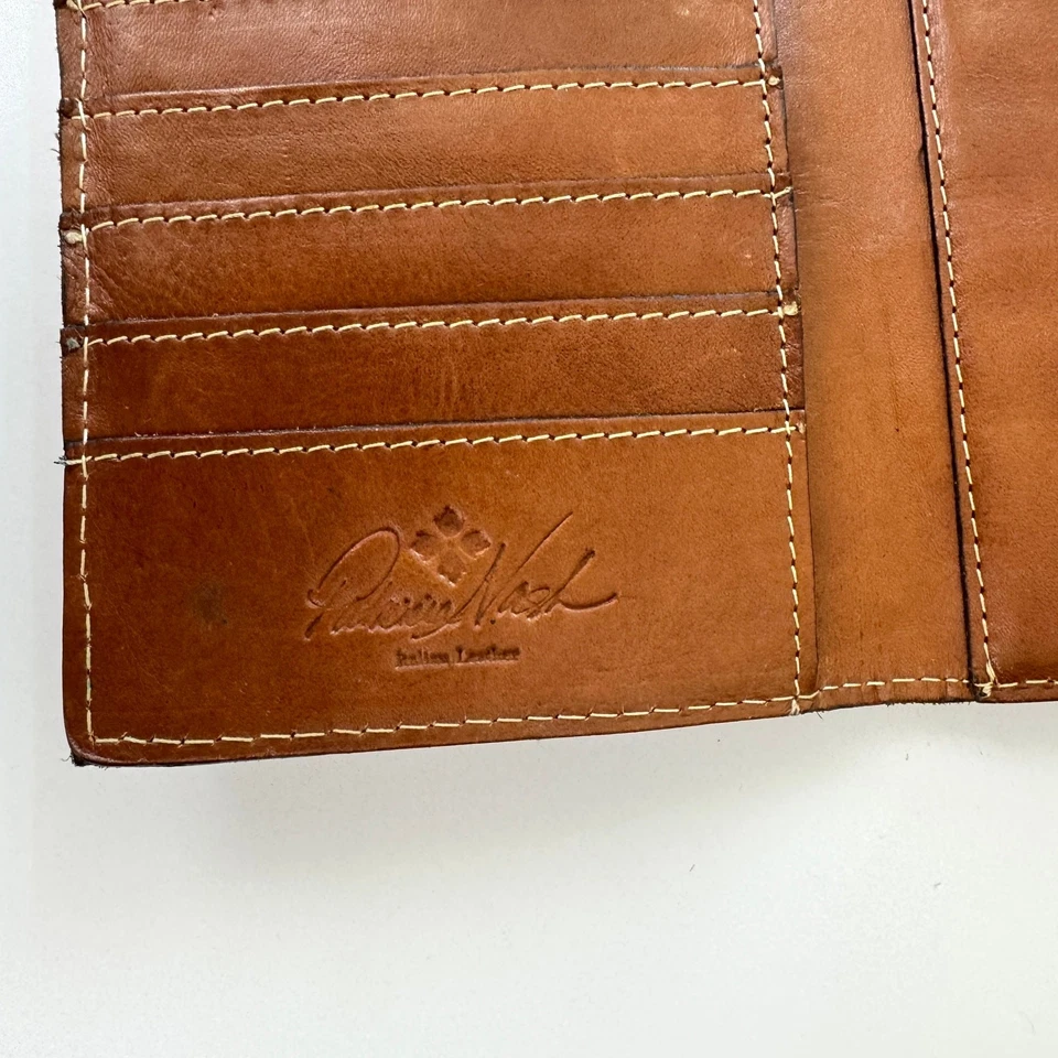 Cartera Patricia Nash para mujer triple pliegue cuero italiano ondulado tachonado boho marrón Foto 4 de 4