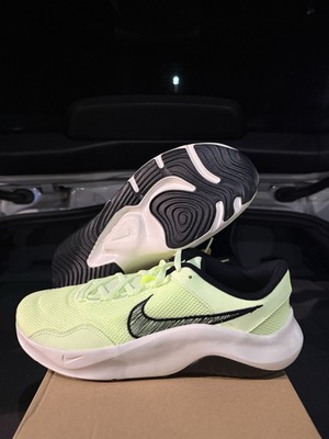 Nike Legend Essential 3