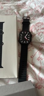 Apple Watch Ultra 2 Black plus extra genuine apple strap battery 98%