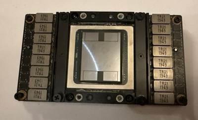 NVIDIA Tesla V100 16GB GPU SXM2 PCIe 3.0x16 Accelerator Card Card