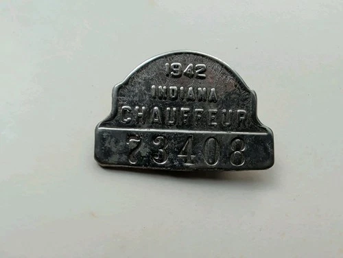 INDIANA CHAUFFEUR 'S BADGE. 1942. - product listing photo