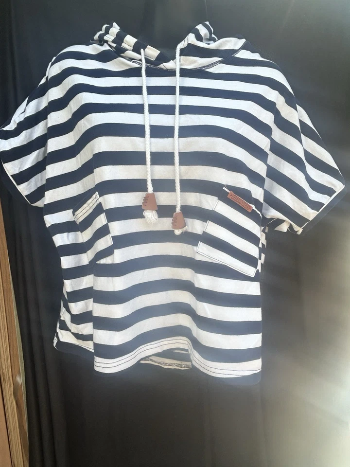 Top corto a rayas azules estilo club de campo talla S/M para mujer con capucha y bolsillos Foto 2 de 4