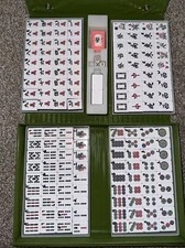 Mah Jong Set 148 Tiles Mini Dice EUC!
