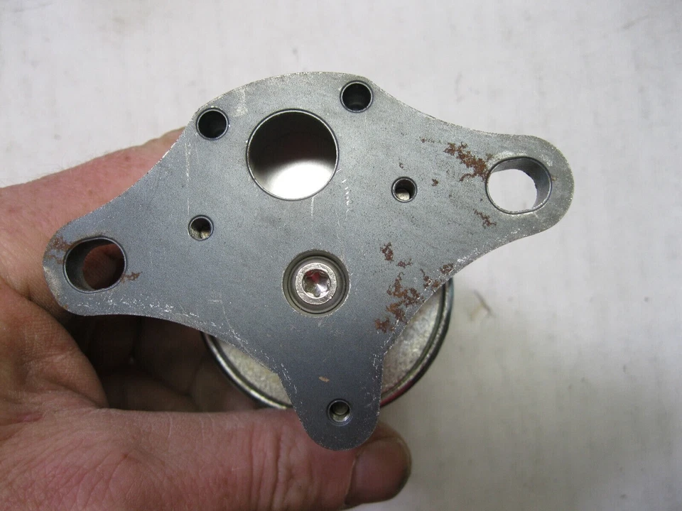 Exhaust Gas Recirculation (EGR) Valve-EGR Valve Tomco 10524 Foto 4 de 4